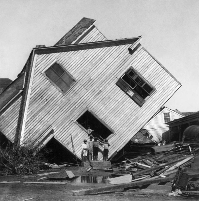Escala Beaufort. Destrozos por huracán